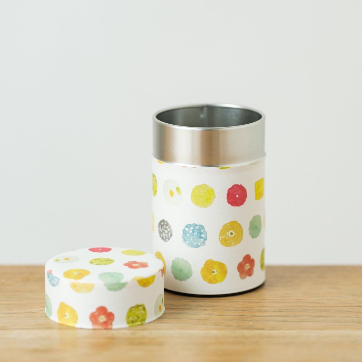 画像1: 〔1200円×3個〕茶筒「菓子模様」/ 150g茶葉用 (1)